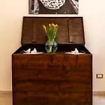 Palazzo Gessi And Breakfast Bed and Breakfast Borghi