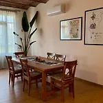 Palazzo Gessi And Breakfast Bed and Breakfast 4*