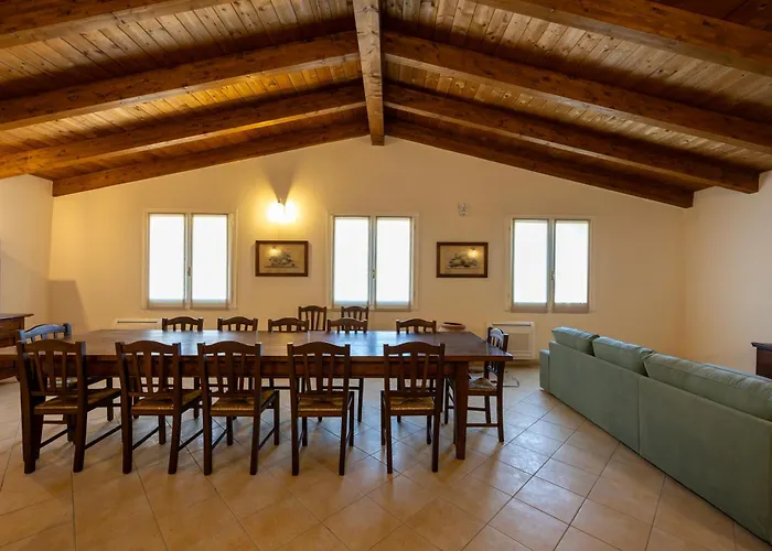 Palazzo Gessi And Breakfast Borghi