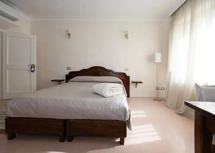 Palazzo Gessi And Breakfast Bed and breakfast Borghi