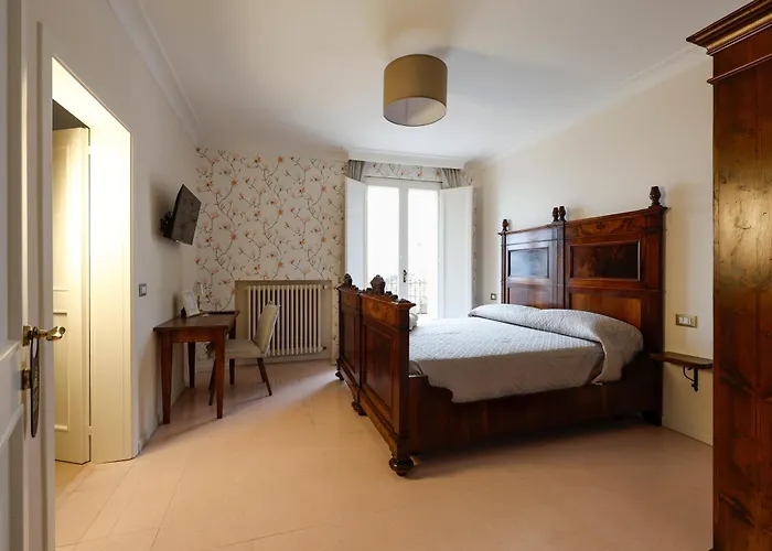 Palazzo Gessi And Breakfast 4*