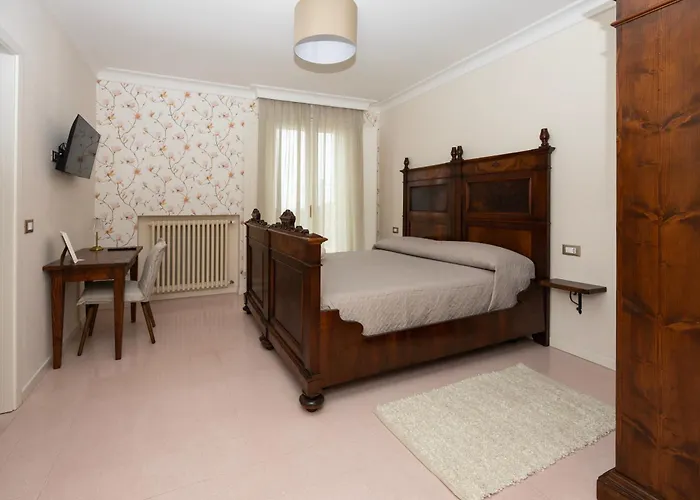 Palazzo Gessi And Breakfast