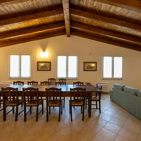 Palazzo Gessi And Breakfast Borghi