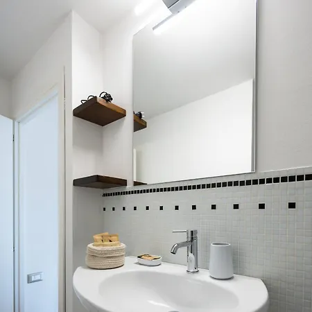 Palazzo Gessi And Breakfast