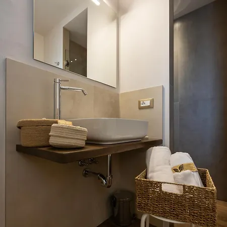 Palazzo Gessi And Breakfast Bed & Breakfast *