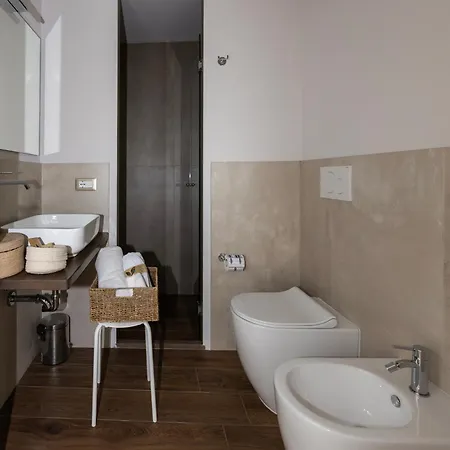 Palazzo Gessi And Breakfast Borghi