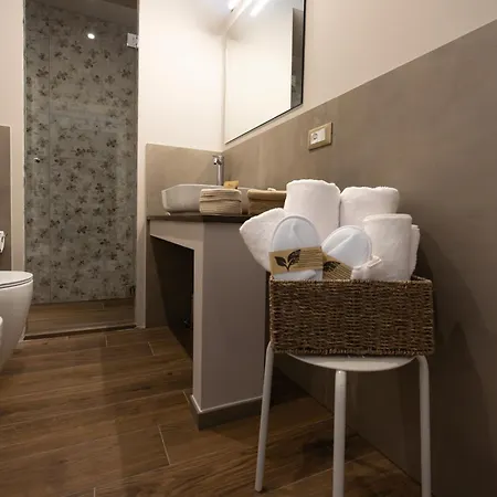 Palazzo Gessi And Breakfast 4*