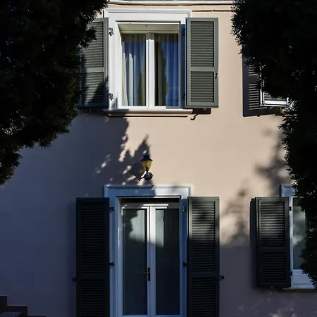 Palazzo Gessi And Breakfast Borghi