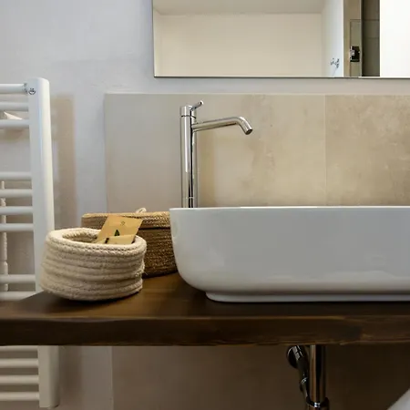 Palazzo Gessi And Breakfast Borghi