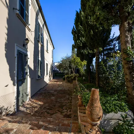 לינה וארוחת בוקר Palazzo Gessi And Breakfast