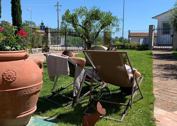 Palazzo Gessi And Breakfast Borghi