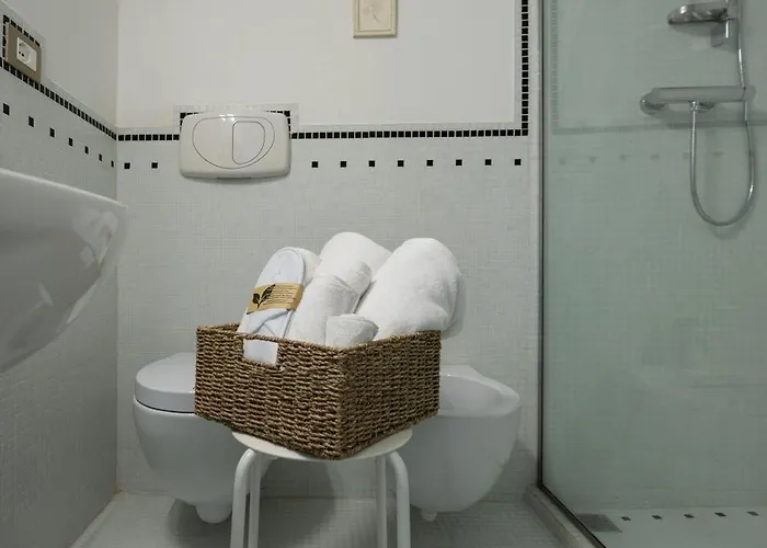 Palazzo Gessi And Breakfast 4*