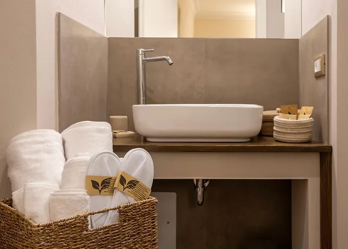 Palazzo Gessi And Breakfast