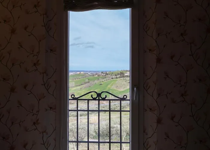 Palazzo Gessi And Breakfast