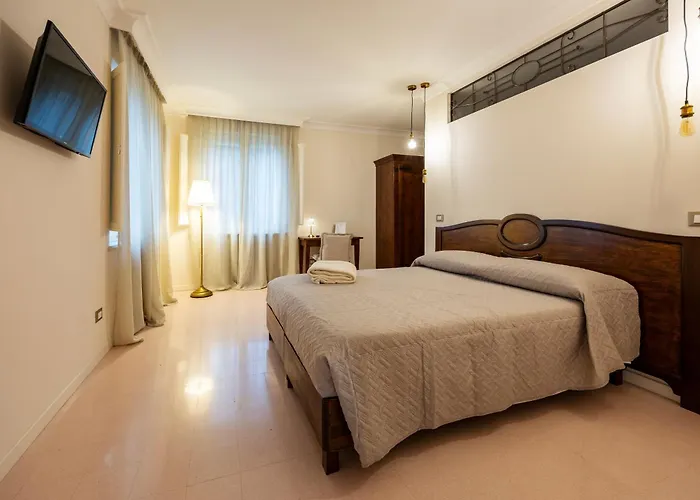 Palazzo Gessi And Breakfast Bed & Breakfast Borghi